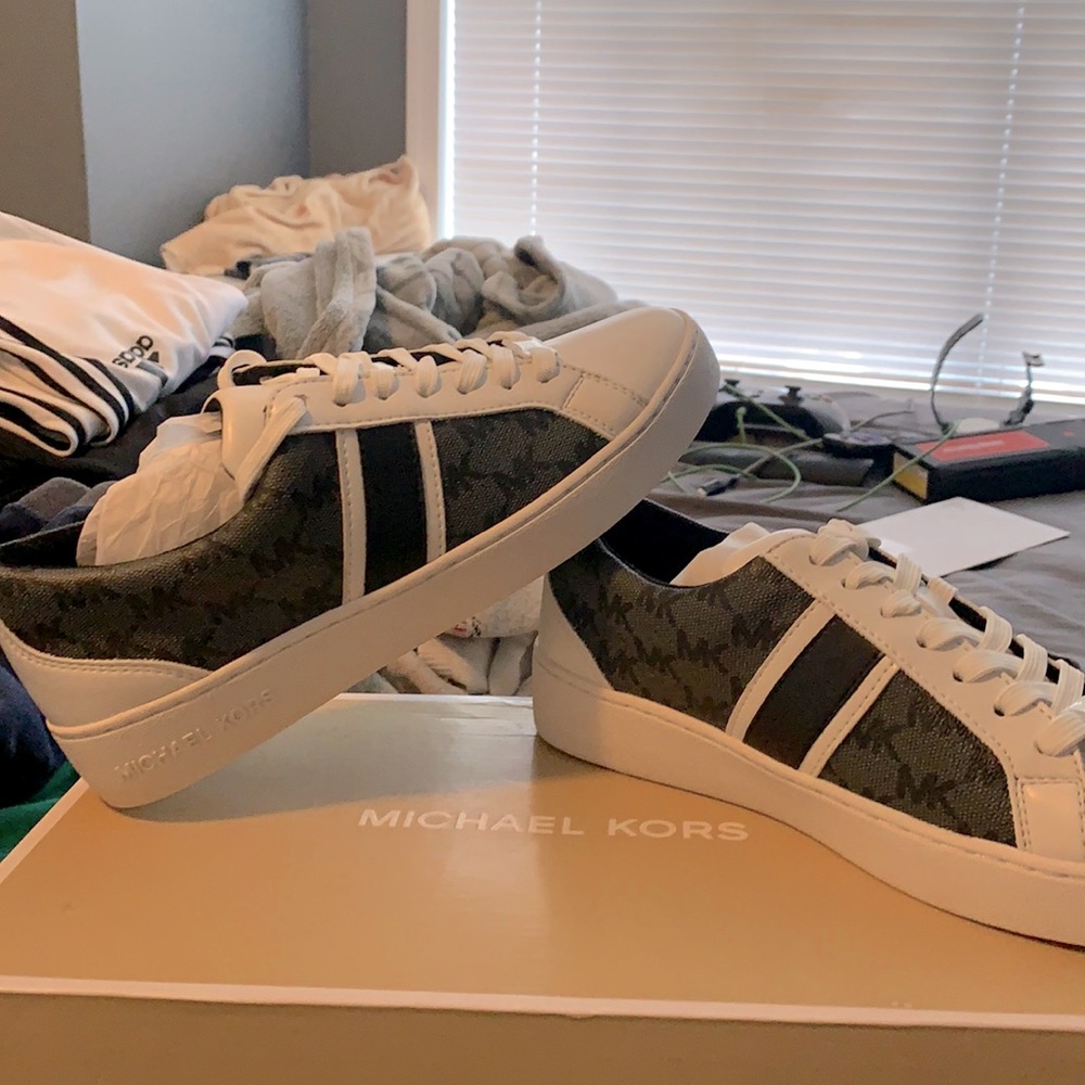 Michael Kors Sneakers